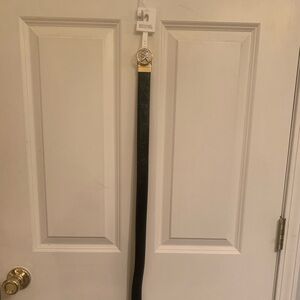 Michael Kors Reversible Black & Brown Genuine Leather Belt, Gold MK Medium New